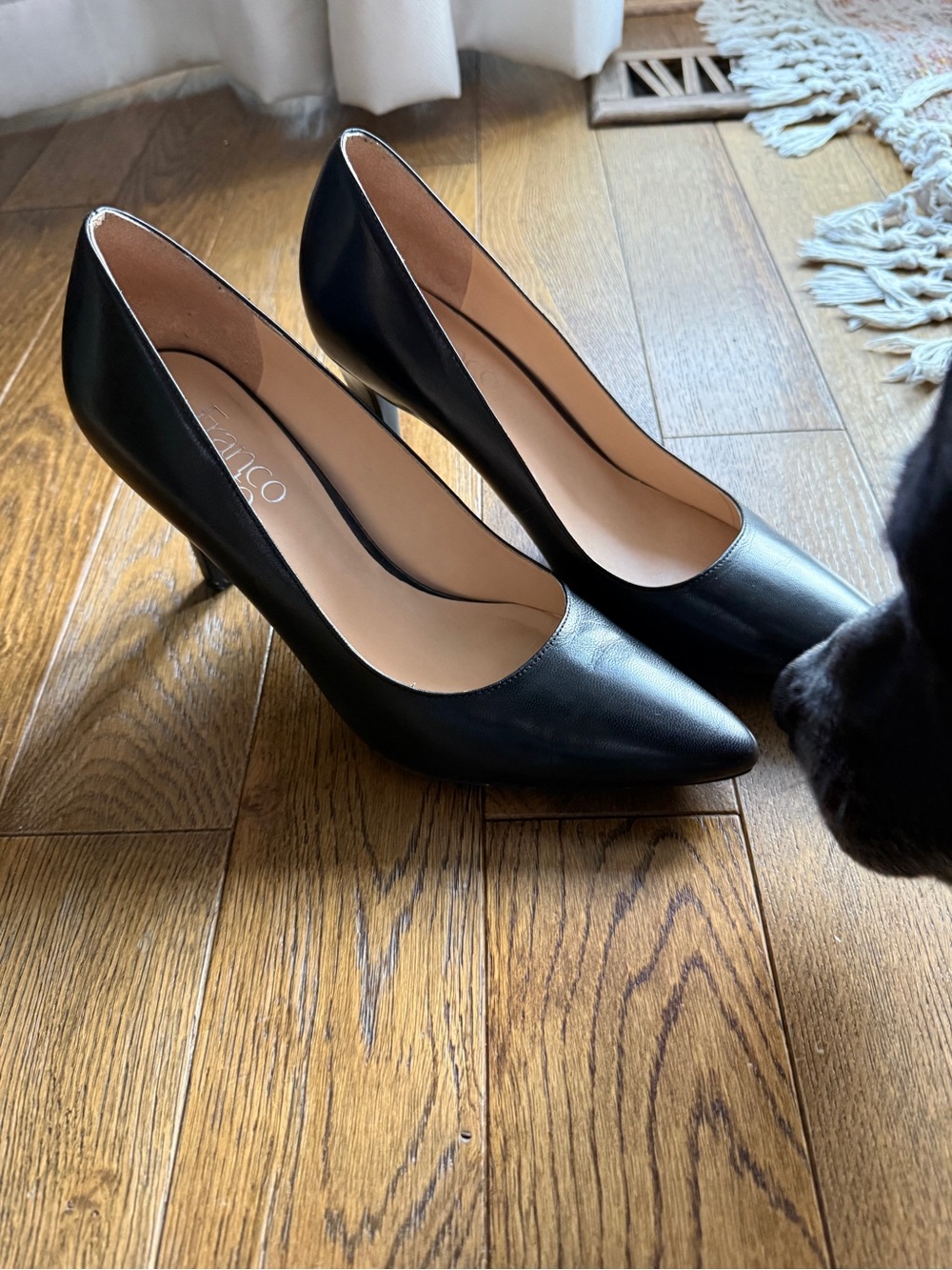 Franco Sarto Black Pointed-Toe Leather Pumps